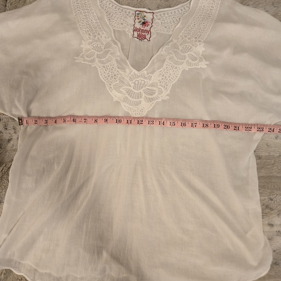 Johnny Was White Lace V-neck Blouse. Size Large - Picture 6 of 9